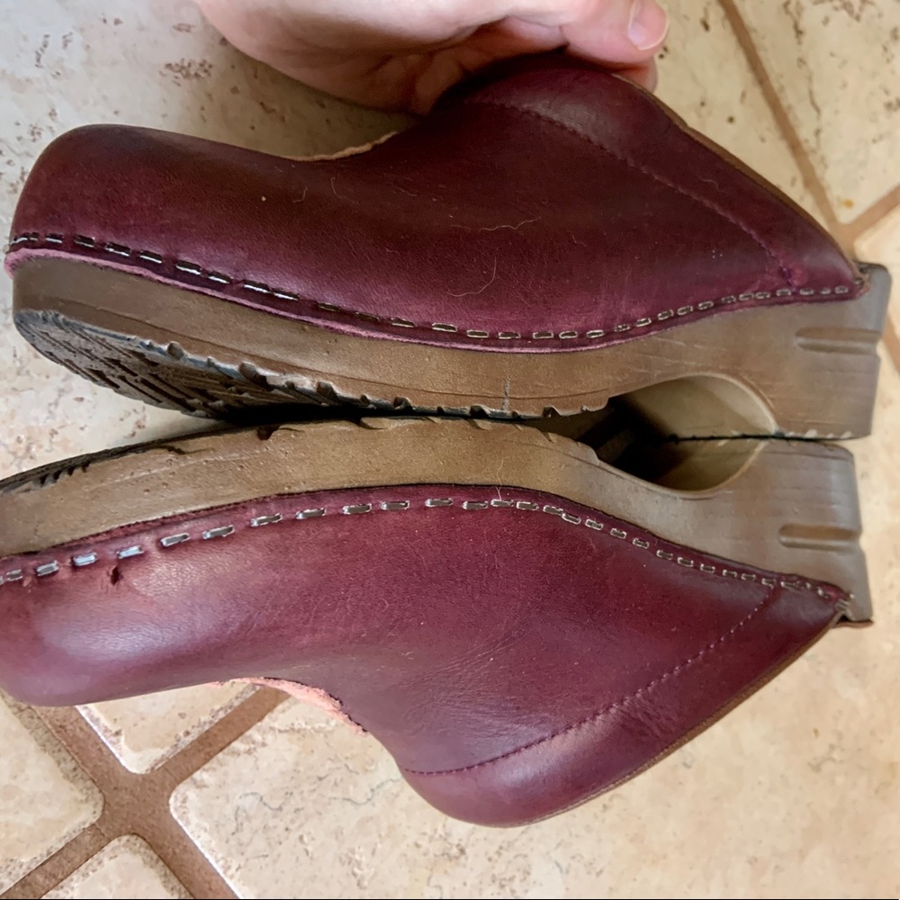 Sanita Leather Flower Clogs - Picture 5 of 9